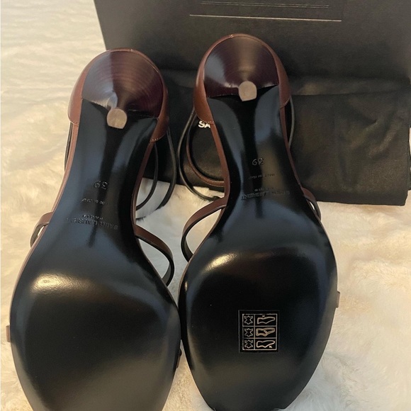 ✨Saint Laurent Cassandra Sandals with brown monogram✨ - Picture 4 of 4